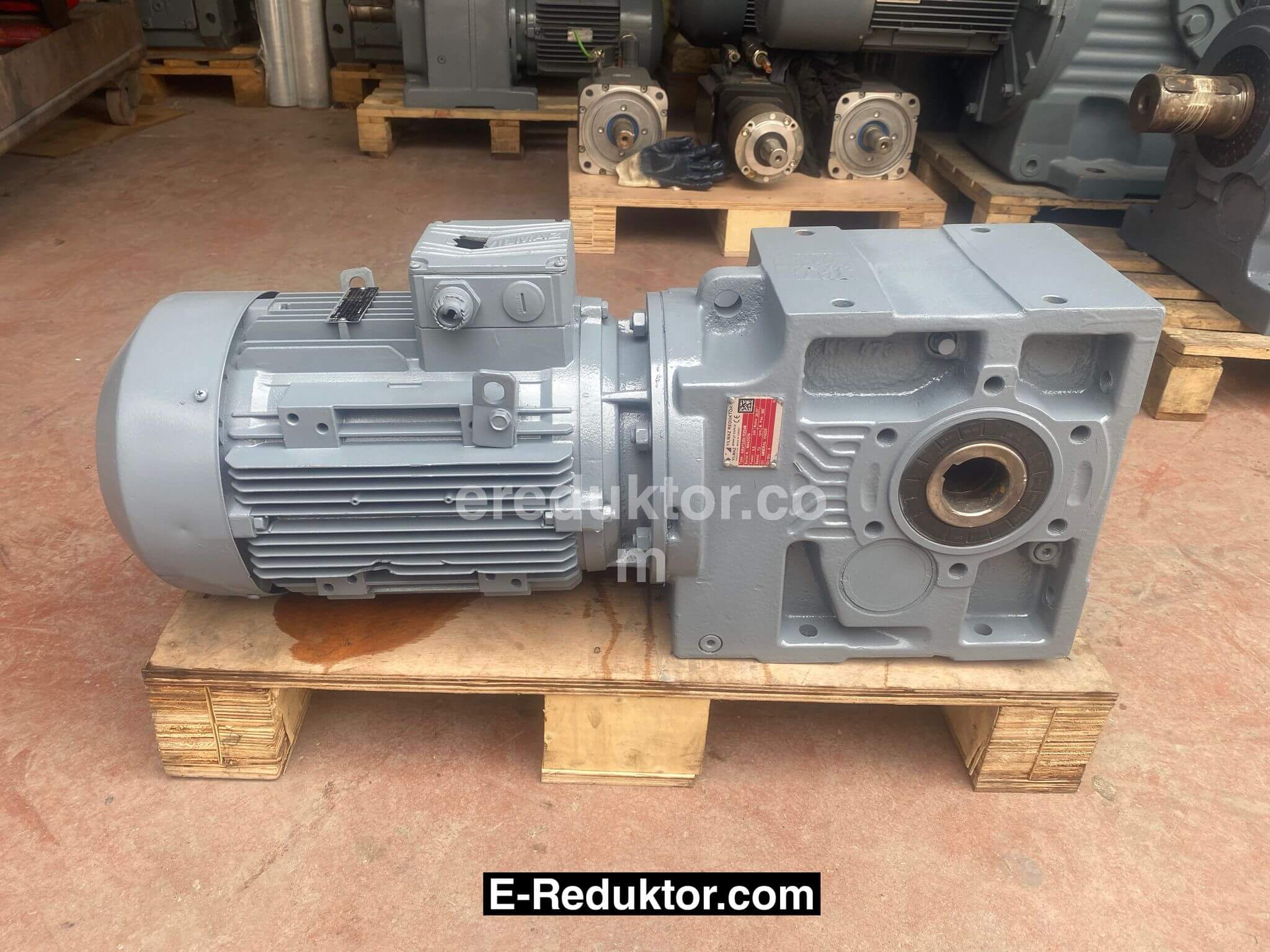 ikinci el 7.5 hp kr 473 yılmaz redüktör
